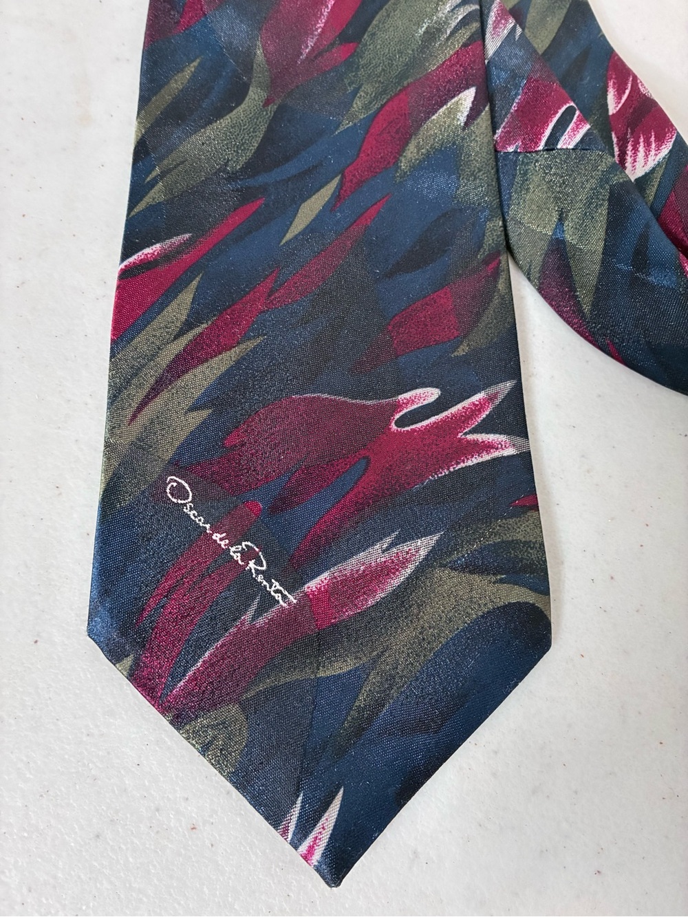 Oscar de la Renta Studio Abstract Silk Tie USA Navy Burgundy Olive Designer